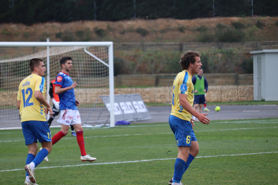 Joe Bell Vålerenga Carl Björk