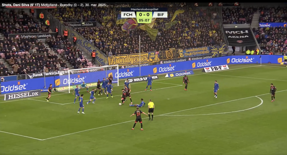 1743516962-kampbillede1-fcmbif-02.png